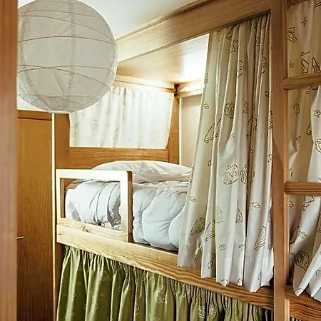 Oportocean Hostel *
